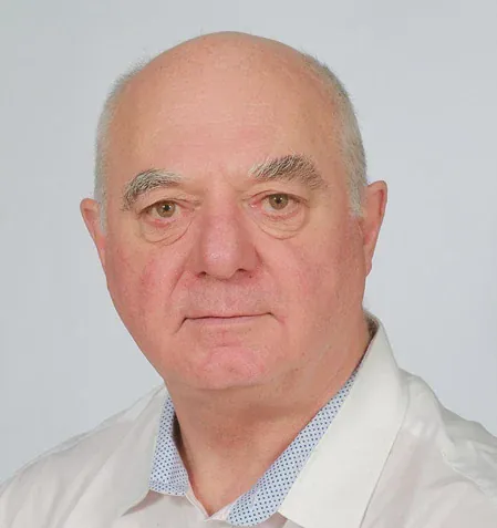 Yves Lajat, ancien cadre de l'industrie et de l'environnement, consultant auprès des PME, accompagné par Hervé Lambert